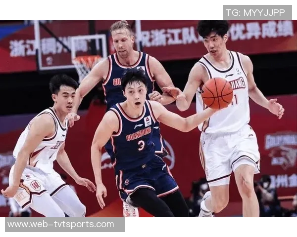 广东队与北京队2017年精彩对决回顾及赛季亮点分析